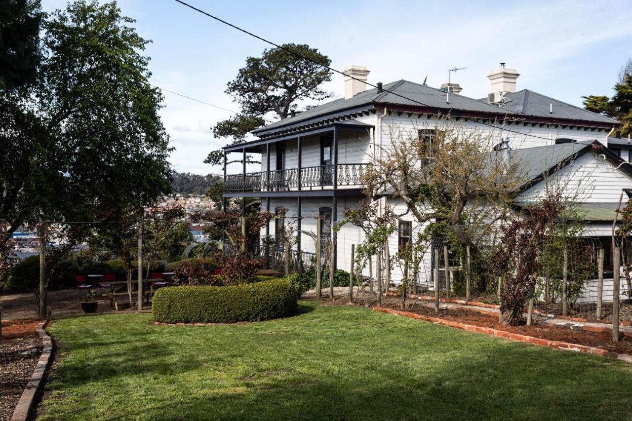 The Dragonfly Inn Launceston Exterior photo