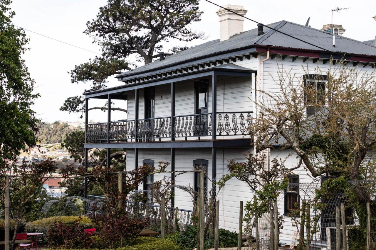The Dragonfly Inn Launceston Exterior photo